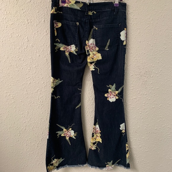 New Free People Bali Flared Floral Jeans - Picture 5 of 6